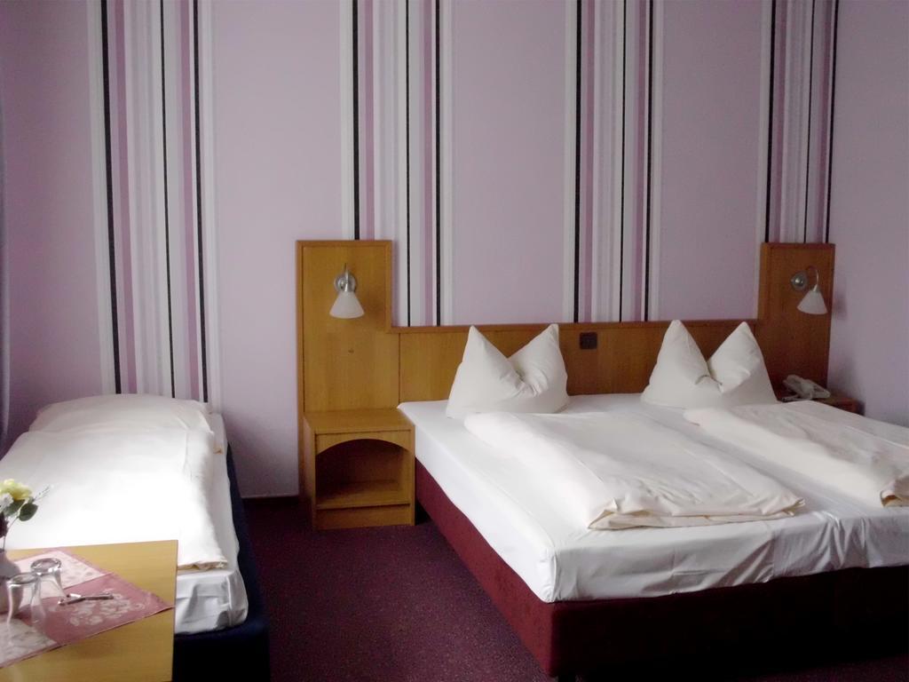 Mucha Ohg Hotel Sembziner Hof คลิงค์ ห้อง รูปภาพ